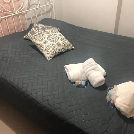 Makis Touzla Apartment *