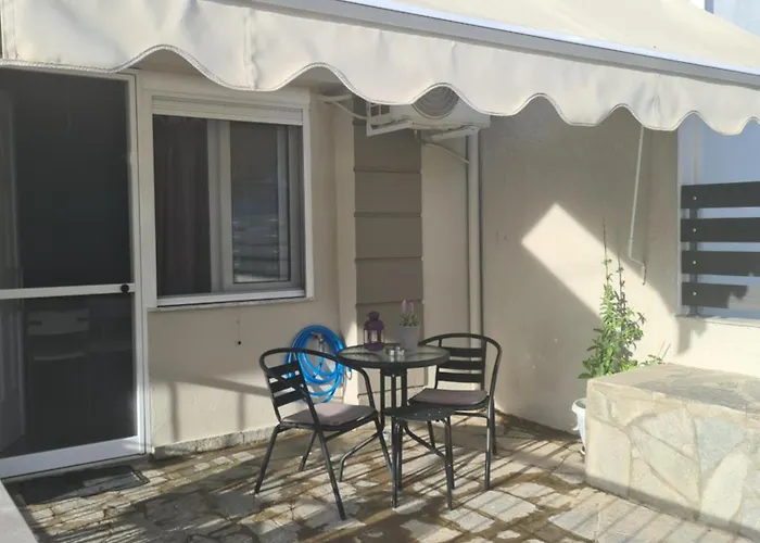 Apartment Makis Touzla *